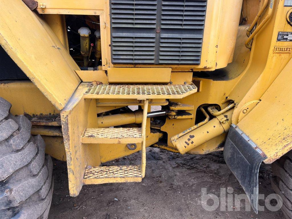 Wheel loader Volvo BM L90