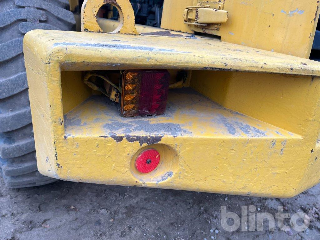 Wheel loader Volvo BM L90