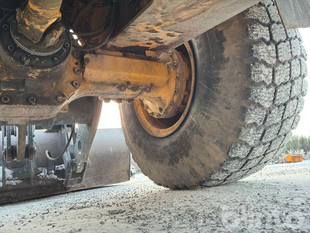 Wheel loader Volvo BM L90C