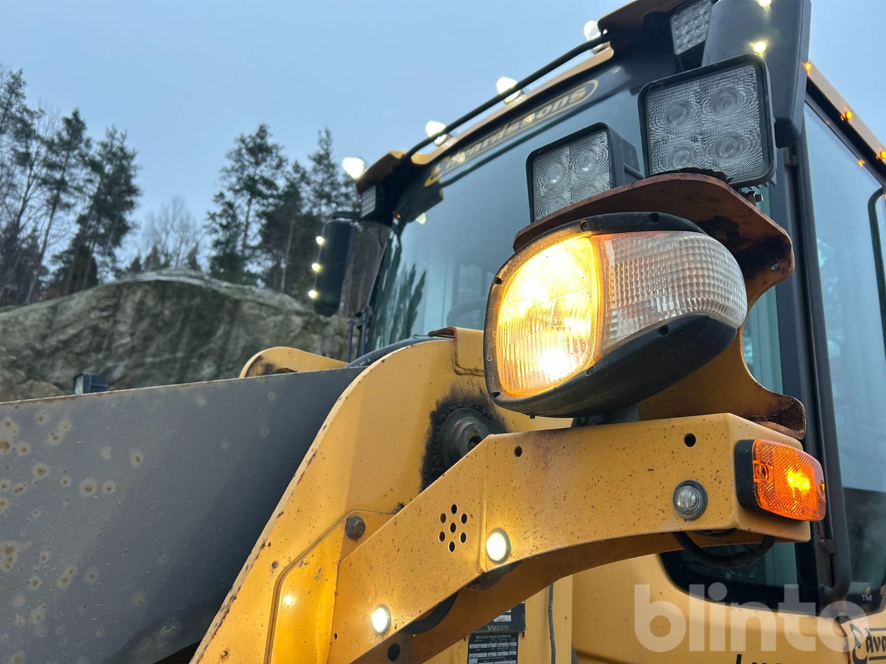 Wheel loader Volvo L110F