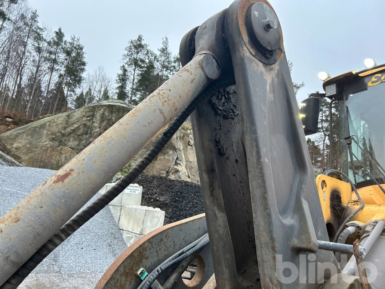 Wheel loader Volvo L110F