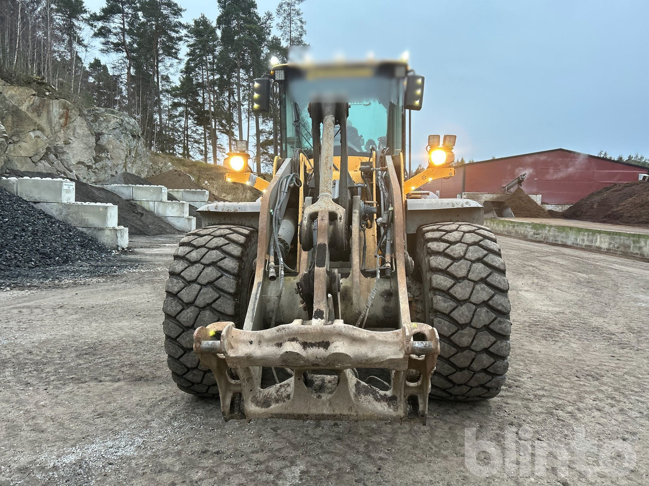 Wheel loader Volvo L110F