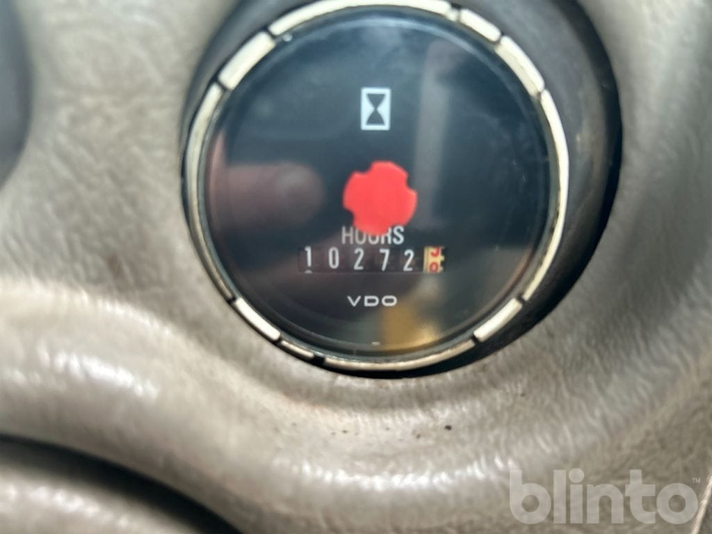 Wheel loader Volvo L110F