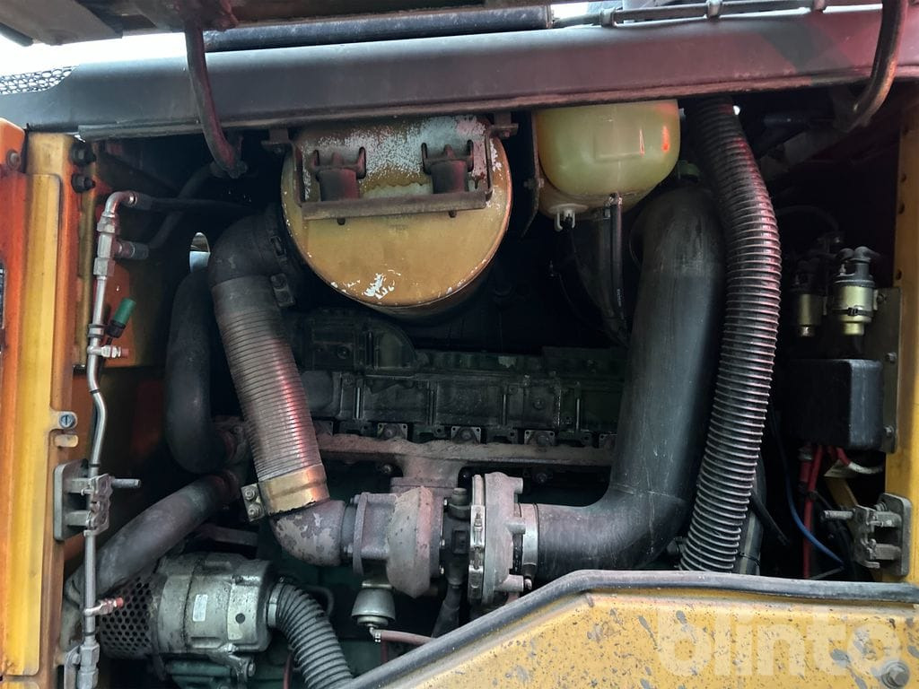 Wheel loader Volvo L110F