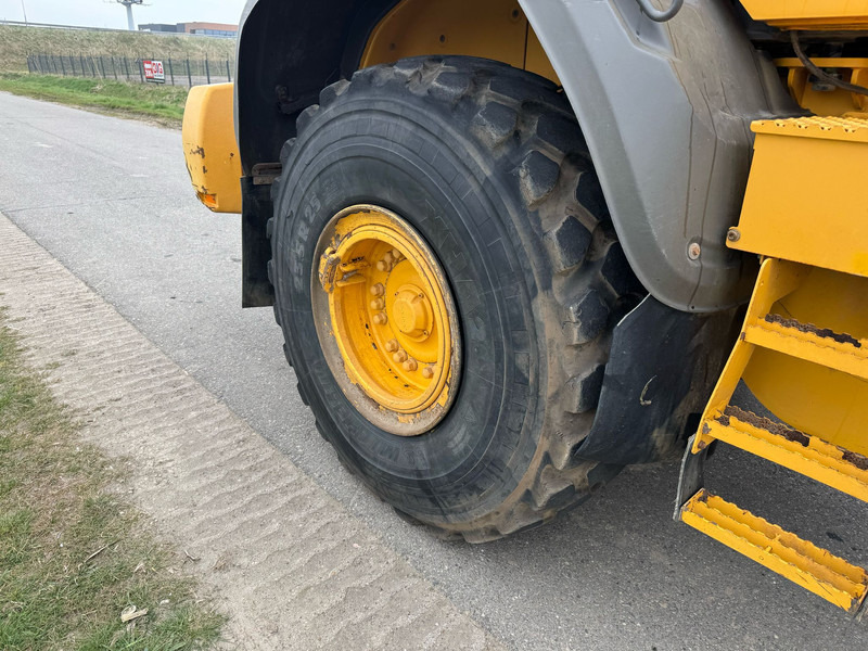 Wheel loader Volvo L110H