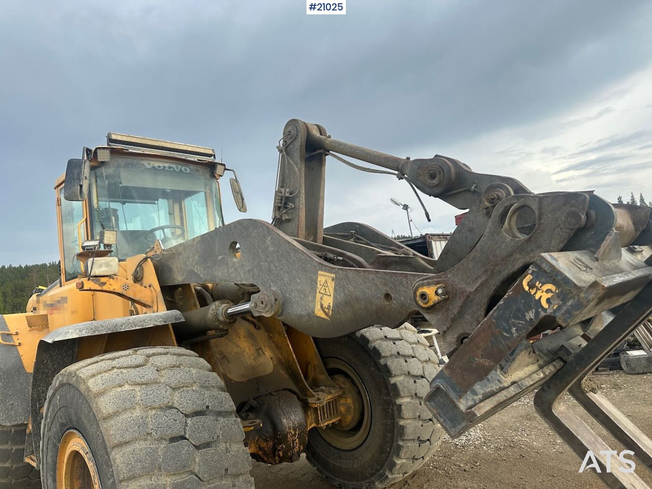 Wheel loader Volvo L120E