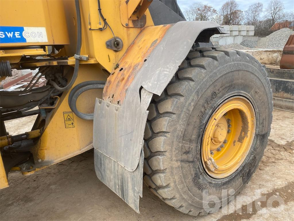 Wheel loader Volvo L120E