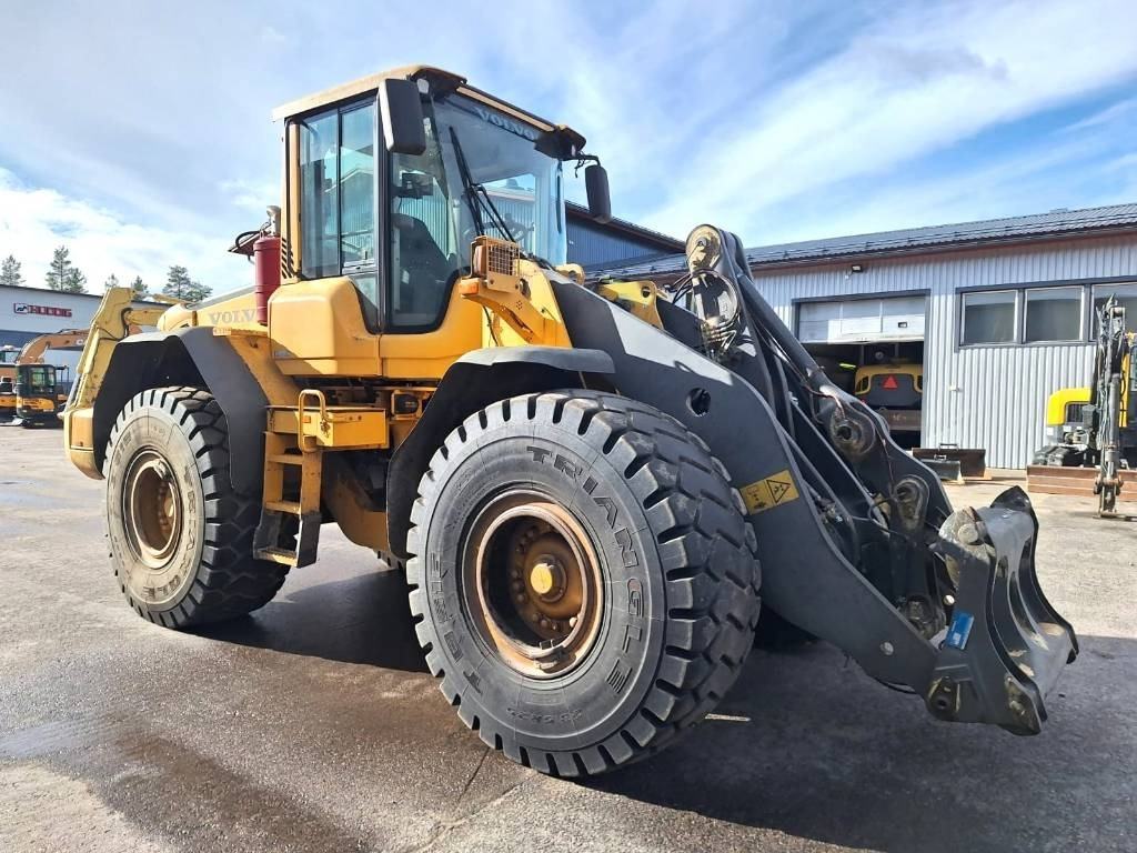 Wheel loader Volvo L120F VIPUOHJAUS