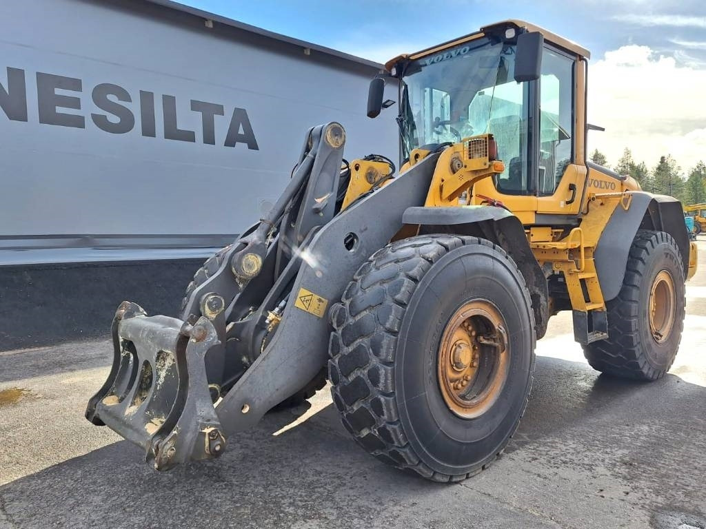 Wheel loader Volvo L120F VIPUOHJAUS