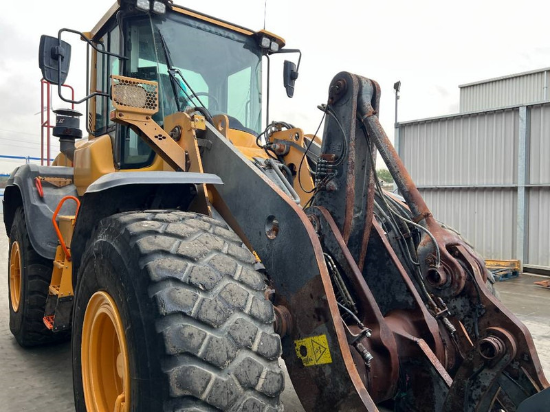 Wheel loader Volvo L120H