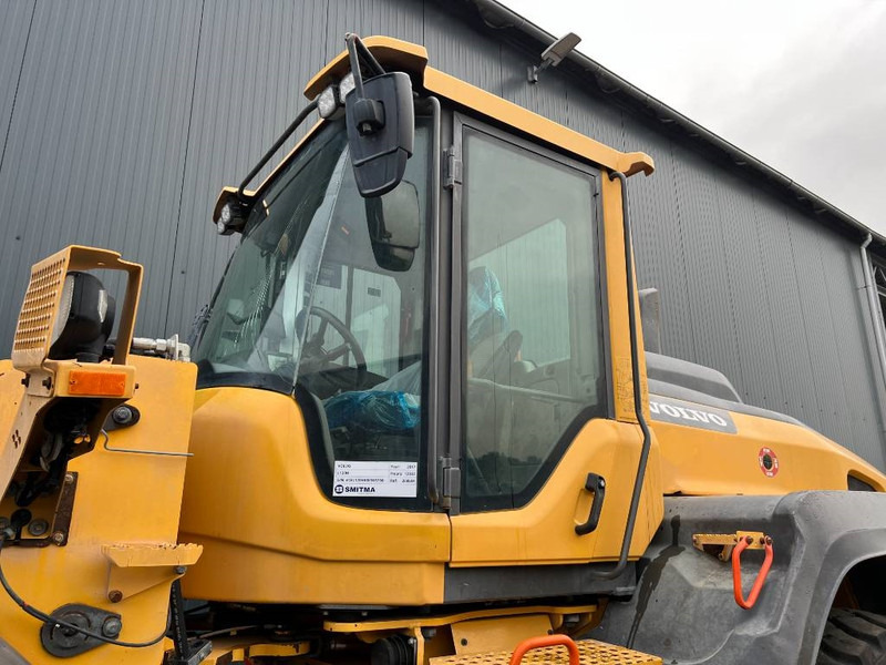 Wheel loader Volvo L120H