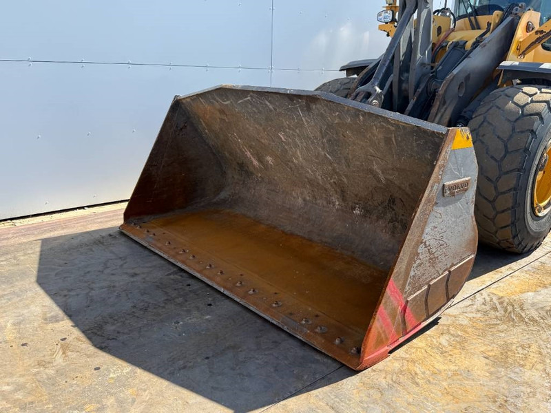 Wheel loader Volvo L120H - 3rd Function / Weight System