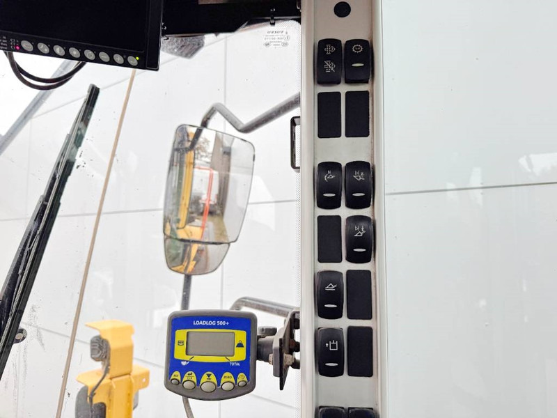 Wheel loader Volvo L120H - 3rd Function / Weight System