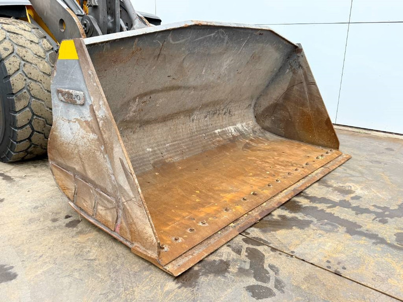 Wheel loader Volvo L120H - 3rd Function / Weight System