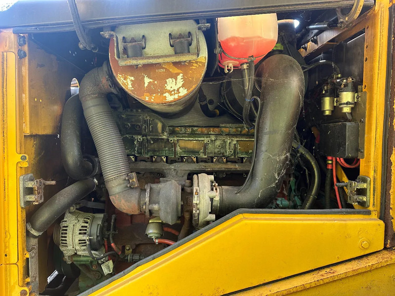 Wheel loader Volvo L120 F