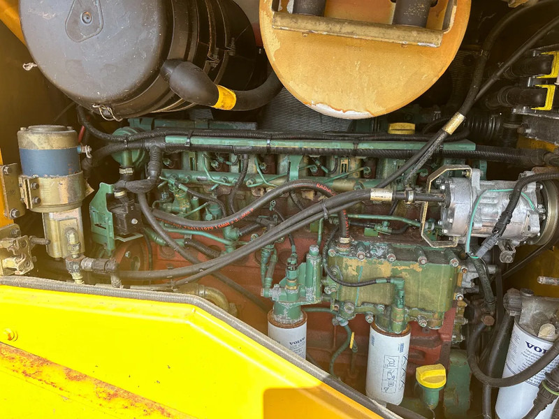 Wheel loader Volvo L120 F