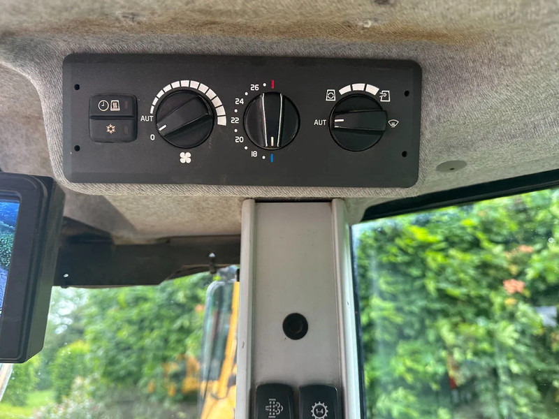 Wheel loader Volvo L120 H