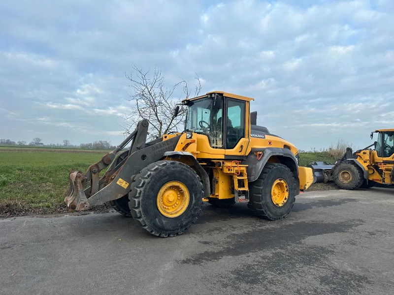 Wheel loader Volvo L120 H