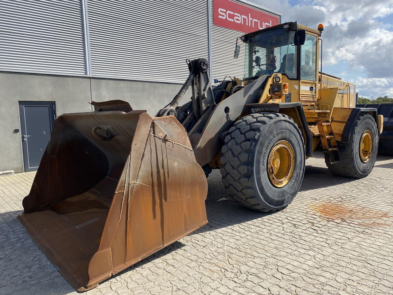 Wheel loader Volvo L150
