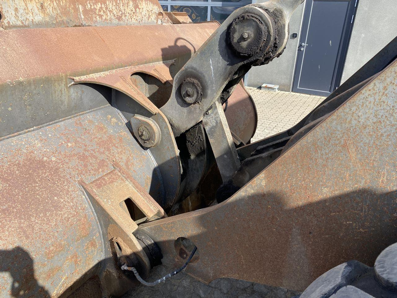 Wheel loader Volvo L150