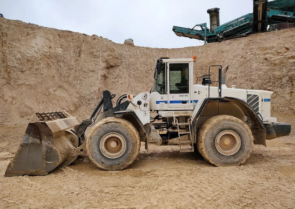 Wheel loader Volvo L180E