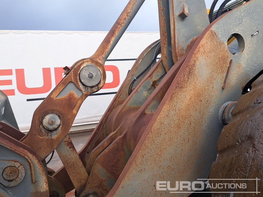 Wheel loader Volvo L180E