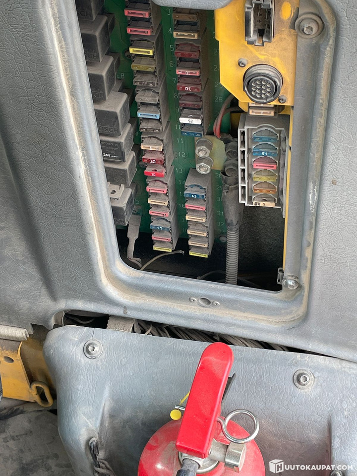 Wheel loader Volvo L180E, 2006 Wheel loader, Tampere