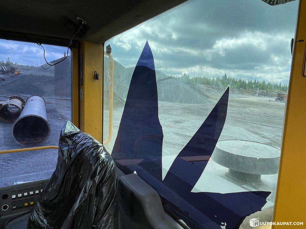 Wheel loader Volvo L180E, 2006 Wheel loader, Tampere