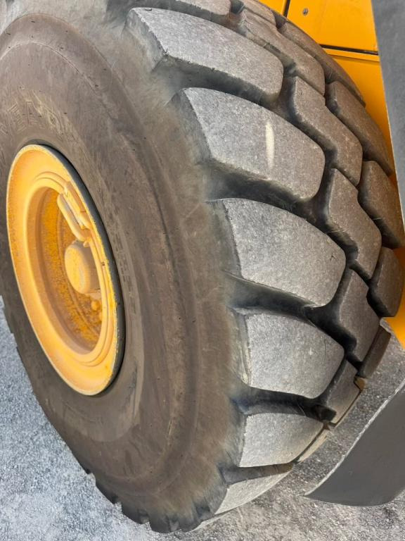 Wheel loader Volvo L180H