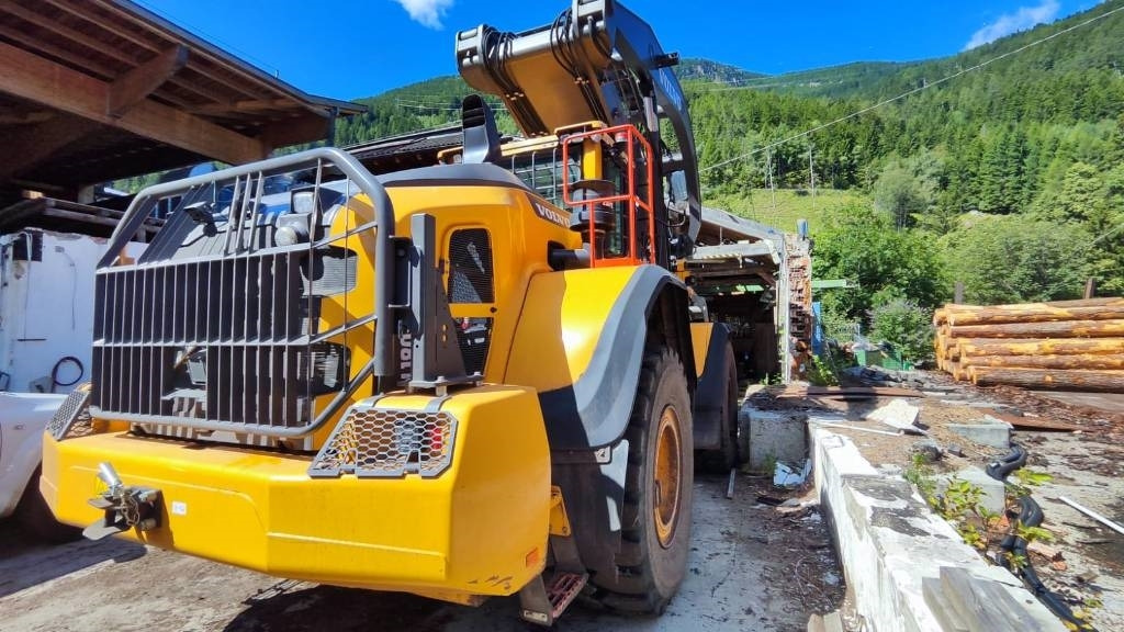 Wheel loader Volvo L180H High Lift Low Hours