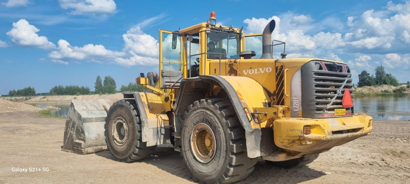 Wheel loader Volvo L220E