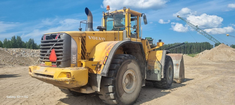 Wheel loader Volvo L220E
