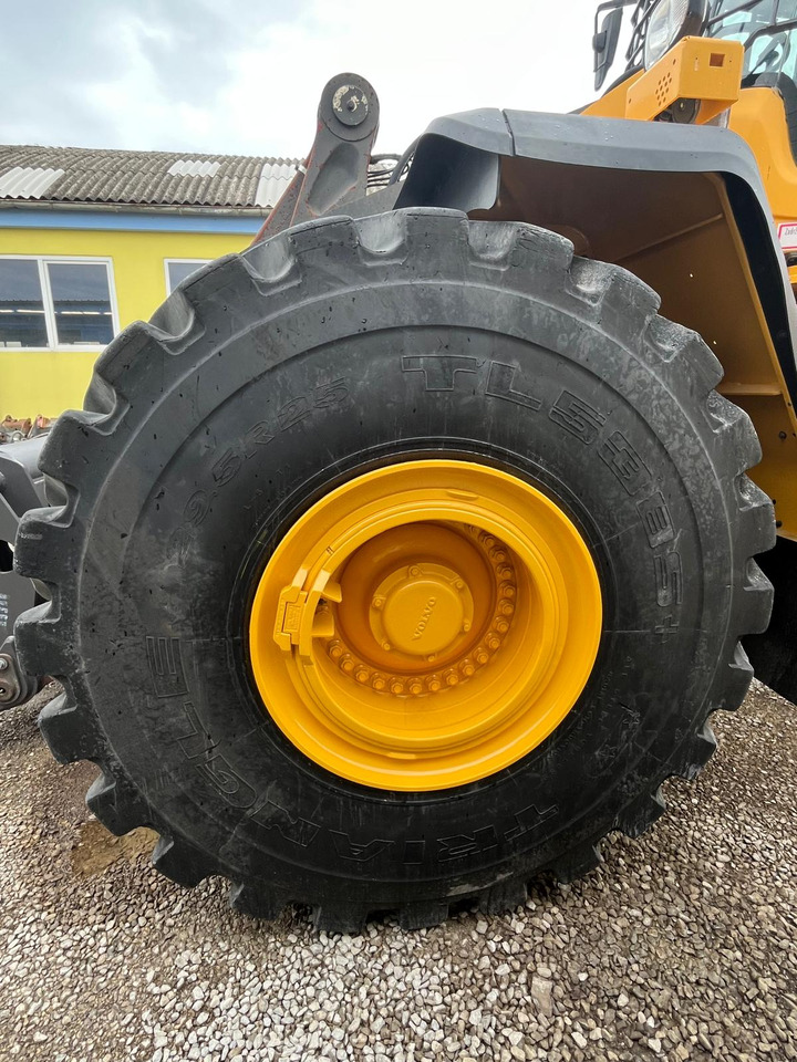 Wheel loader Volvo L220H