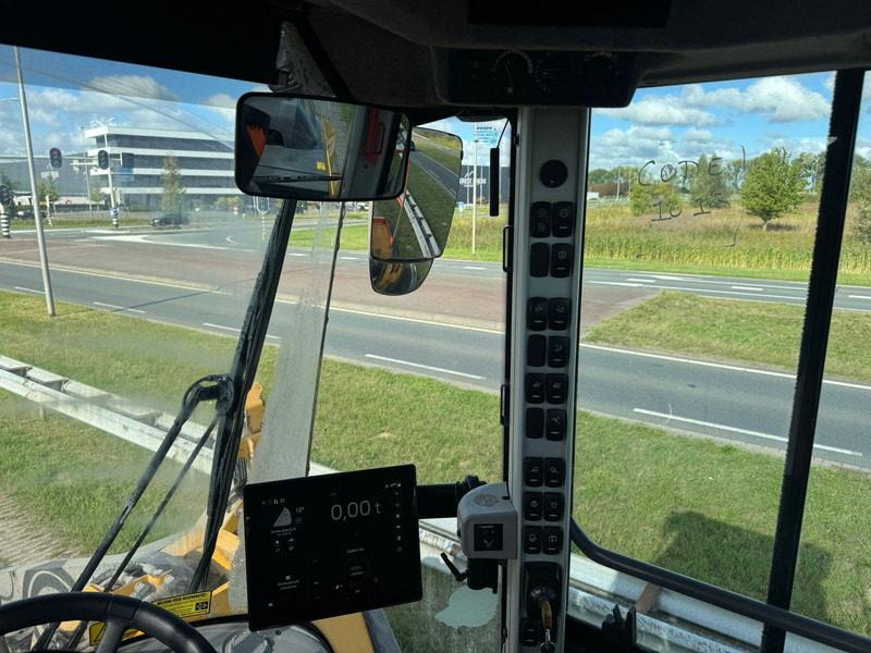 Wheel loader Volvo L220H