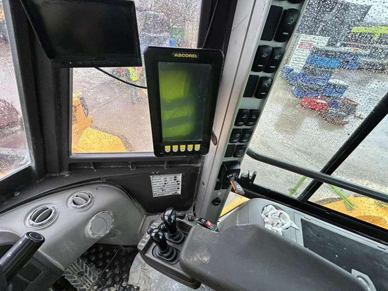 Wheel loader Volvo L220H