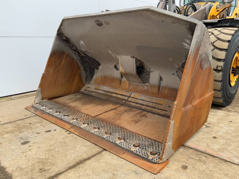 Wheel loader Volvo L220H - CDC Steering / Dutch Machine