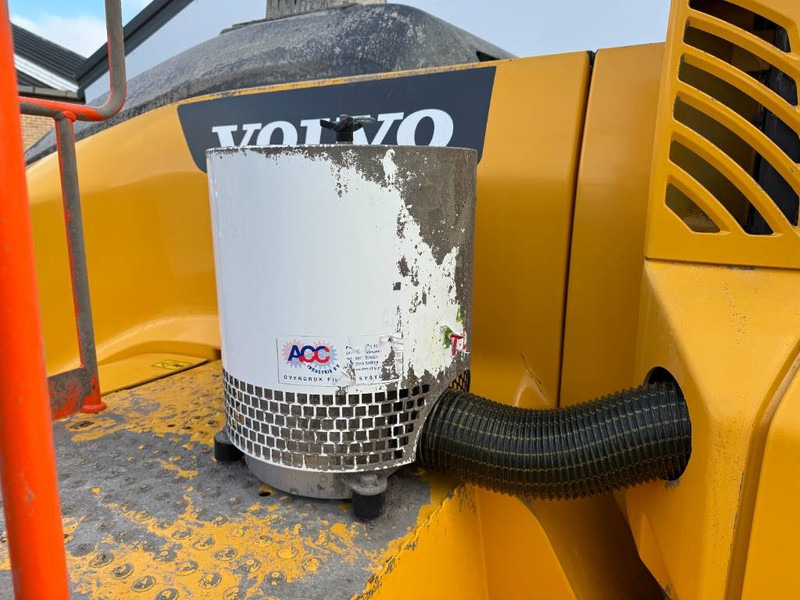 Wheel loader Volvo L220H - Dutch Machine / CDC Steering