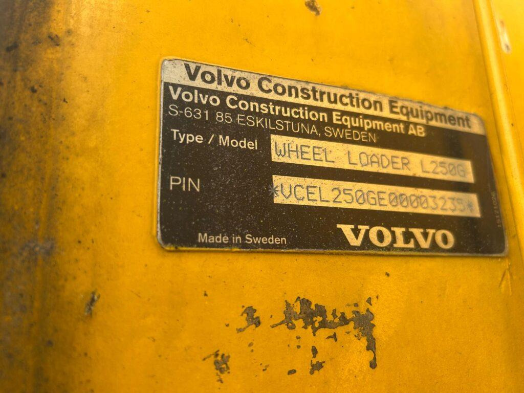 Wheel loader Volvo L250G
