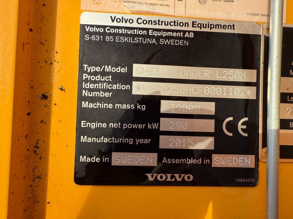 Wheel loader Volvo L250H