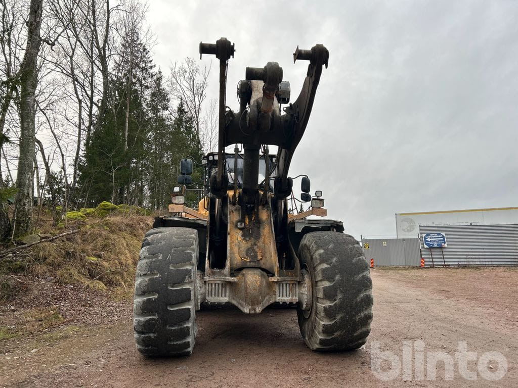 Wheel loader Volvo L250H
