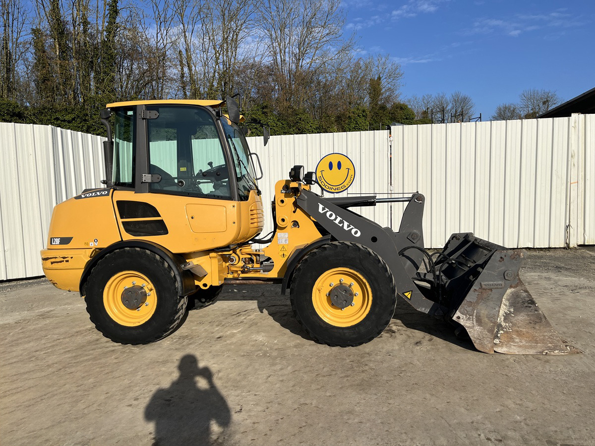 Wheel loader Volvo L28F
