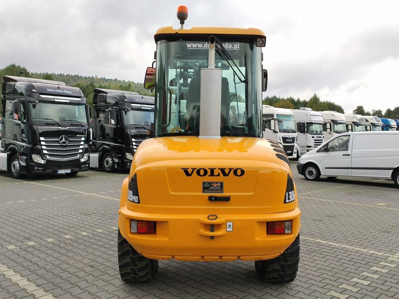 Wheel loader Volvo L30B PRO