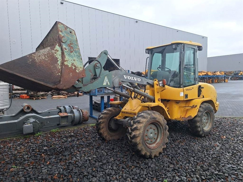 Wheel loader Volvo L30D - (For parts)