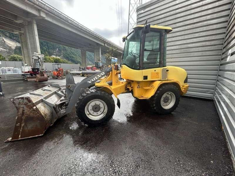 Wheel loader Volvo L30Z
