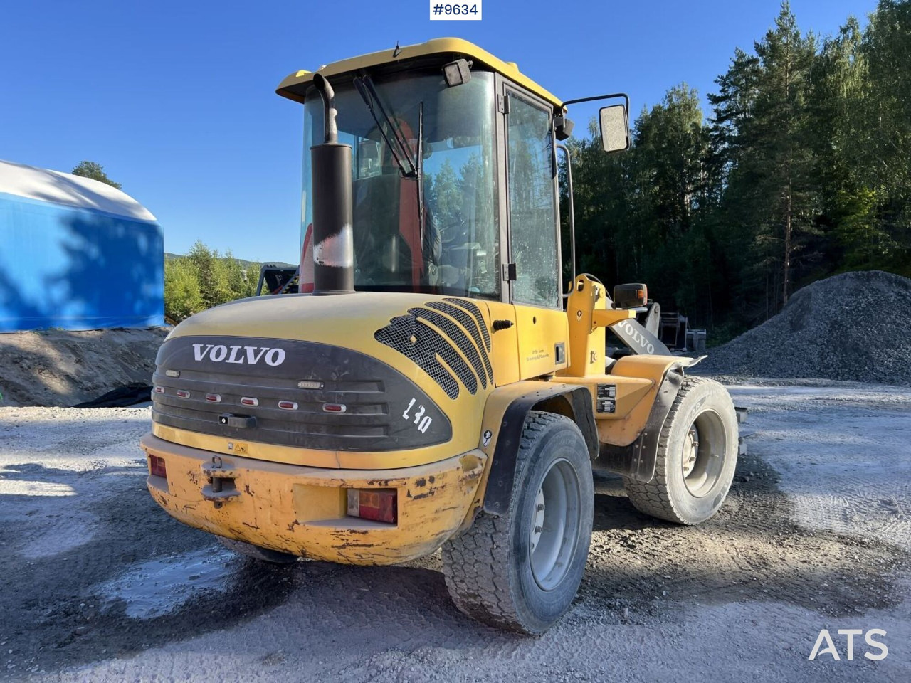 Wheel loader Volvo L30Z Wheel loader with multiple attachments