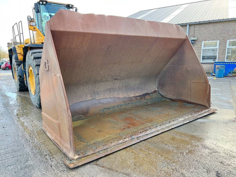 Wheel loader Volvo L350F - Automatic Greasing / CDC Steering