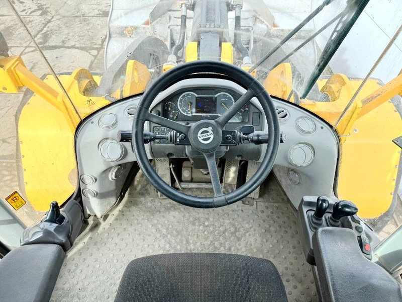 Wheel loader Volvo L350H - Dutch Machine / CDC Steering