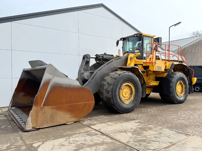 Wheel loader Volvo L350H - Dutch Machine / CDC Steering