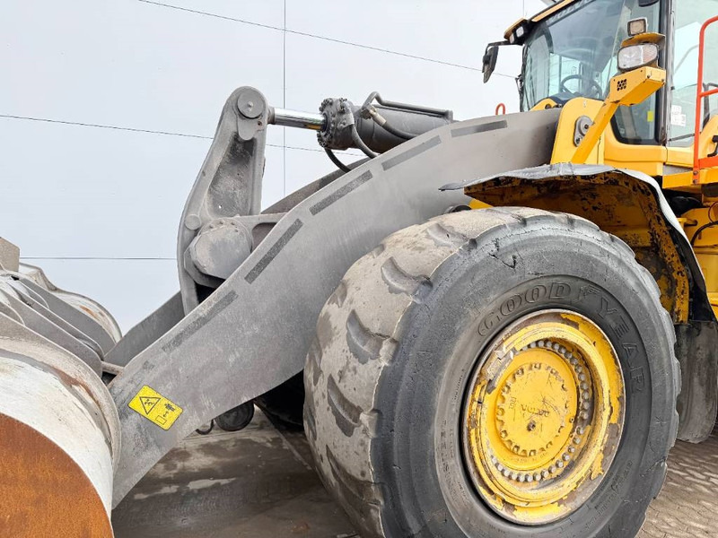 Wheel loader Volvo L350H - Dutch Machine / CDC Steering