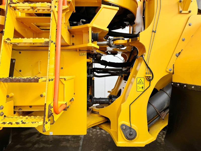 Wheel loader Volvo L350H - Dutch Machine / CDC Steering